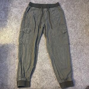 Green Cargo Sweat Pants